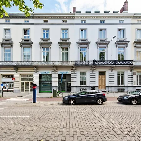 Apartment Classy In Center With Large Balcony *