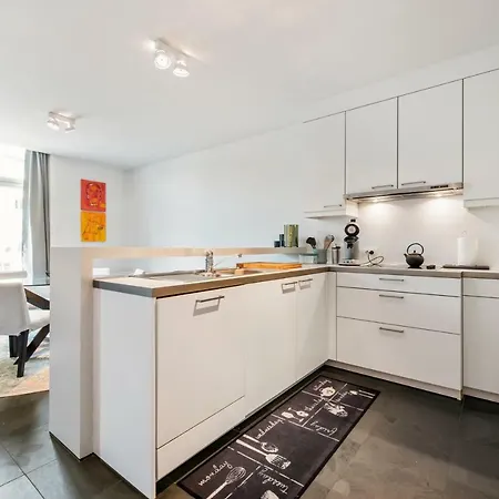 Classy In Center With Large Balcony * Ghent